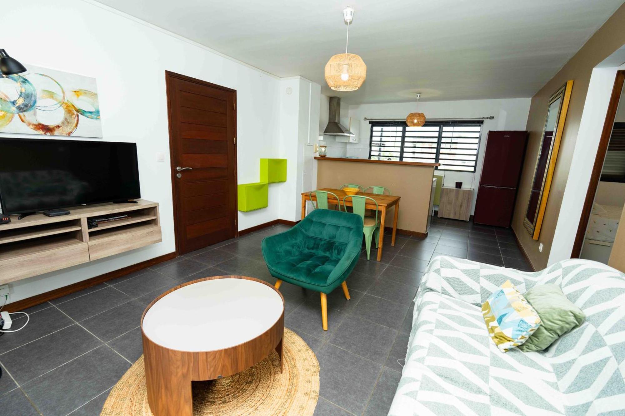 Hibiscus Standing- Appartement Cosy- 2 Chambres Climatisees- Cuisine Equipee- Wifi-Terrasse Кайенна Экстерьер фото
