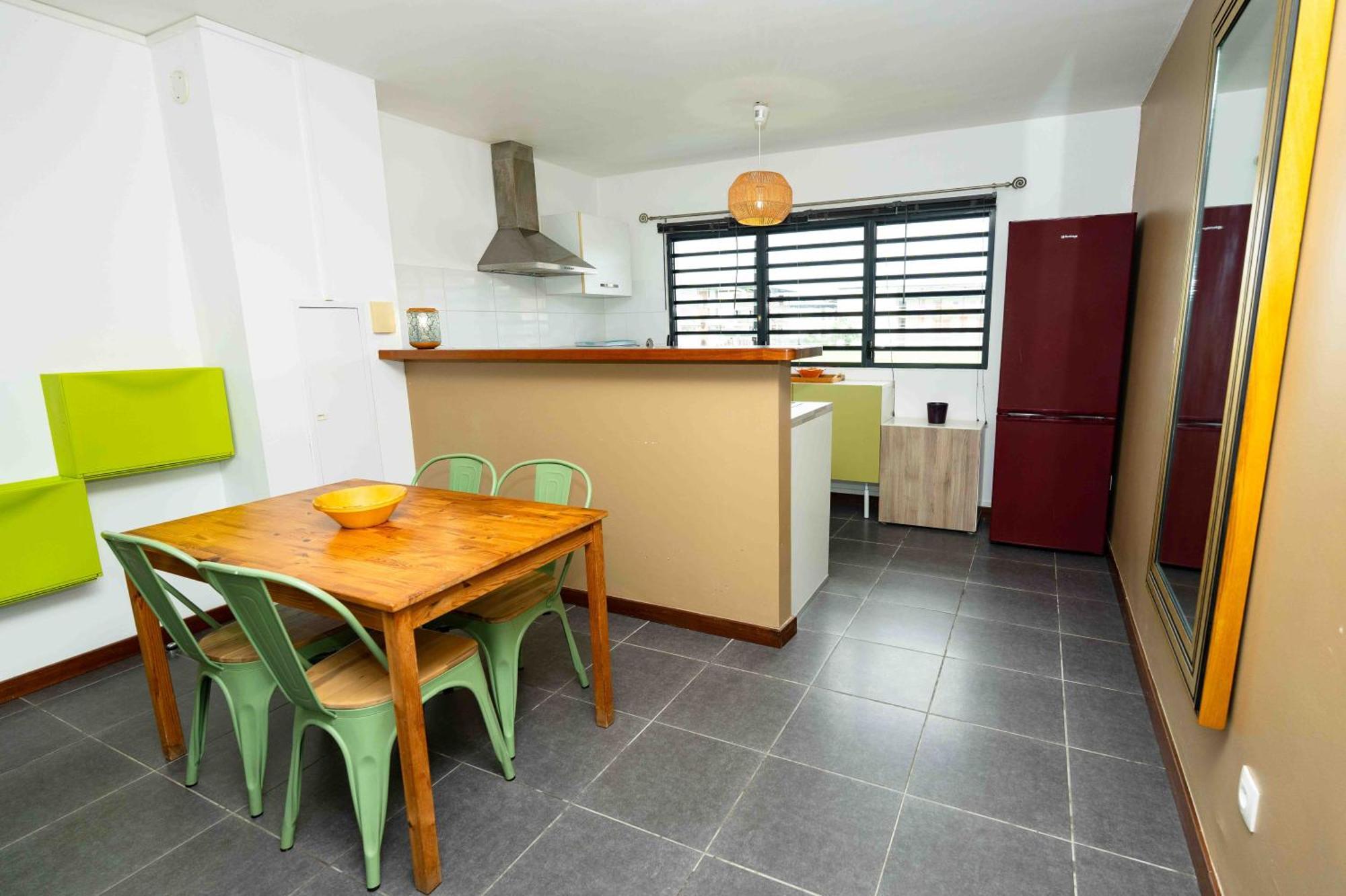 Hibiscus Standing- Appartement Cosy- 2 Chambres Climatisees- Cuisine Equipee- Wifi-Terrasse Кайенна Экстерьер фото