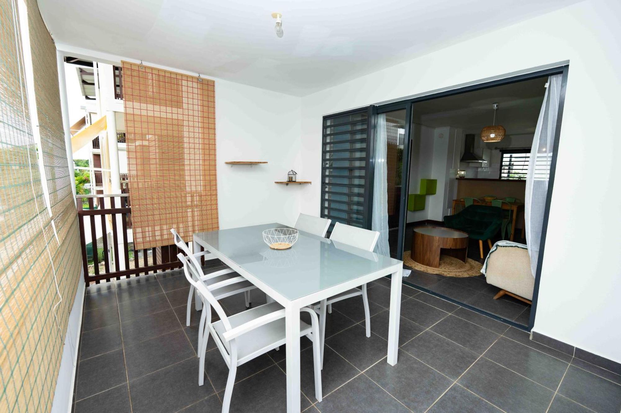 Hibiscus Standing- Appartement Cosy- 2 Chambres Climatisees- Cuisine Equipee- Wifi-Terrasse Кайенна Экстерьер фото
